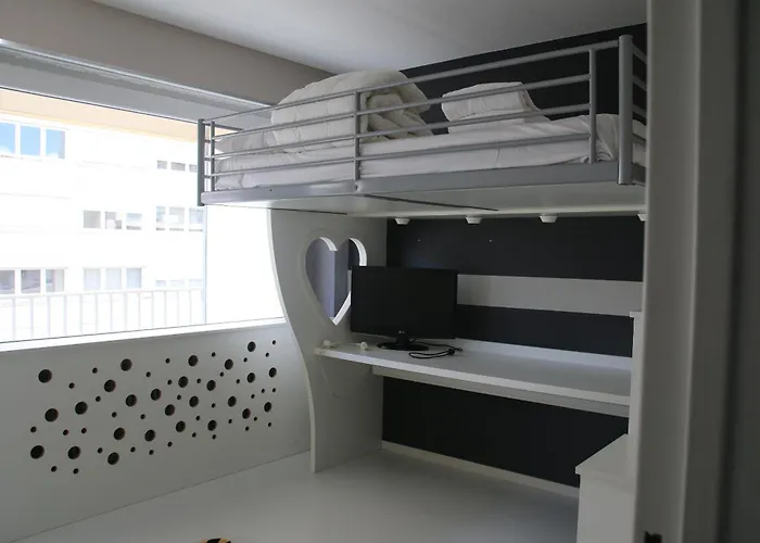 Le Petit Robinson - - 4 People Apartment Metz